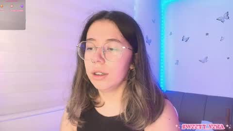 Snapshot of sweettvera_ chatting on May 1, 2026, 2:10 pm Veronica Independent Model online show from May 1, 2026, 2:10 pm
