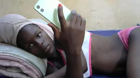 sweetvallerie online show from February 10, 2025, 12:18 pm