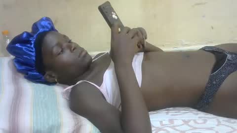 sweetvallerie online show from March 7, 2025, 4:11 pm