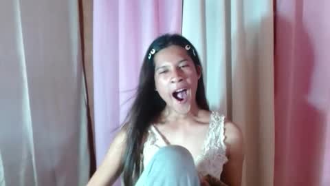 sweetvictoria2000 online show from November 5, 2025, 6:57 am