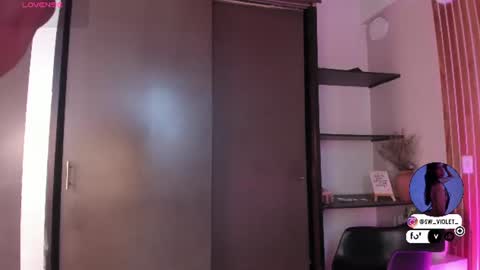 Snapshot of sweetviolet___ chatting on June 18, 2026, 12:20 pm sweetviolet___ online show from June 18, 2026, 12:20 pm