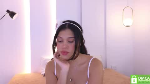 Nami online show from October 19, 2025, 8:53 pm