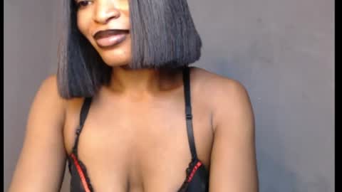 Snapshot of sweetxxboobsx chatting on July 3, 2026, 7:48 am sweetxxboobsx online show from July 3, 2026, 7:48 am