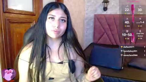 Snapshot of sweety_ashly chatting on November 29, 2025, 8:23 pm Ashley 3 online show from November 29, 2025, 8:23 pm