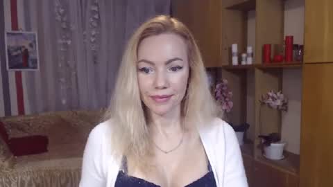 Sweety friend online show from February 1, 2025, 7:44 pm
