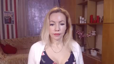 Snapshot of sweety_friend chatting on February 12, 2026, 8:20 am Sweety friend online show from February 12, 2026, 8:20 am