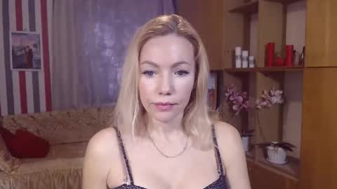 Snapshot of sweety_friend chatting on February 14, 2026, 12:24 pm Sweety friend online show from February 14, 2026, 12:24 pm