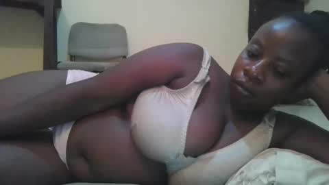 sweetyass25 online show from March 19, 2026, 6:23 pm