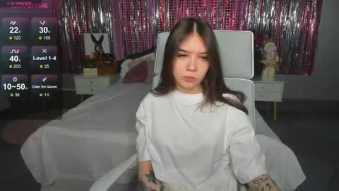 sweetydeviliya online show from December 5, 2024, 2:31 am