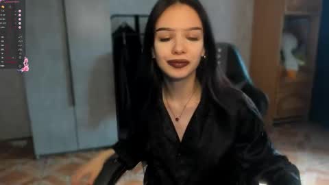 sweetydeviliya online show from March 19, 2026, 9:13 am