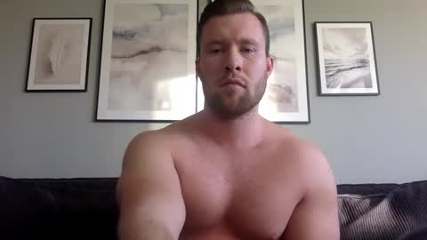 Snapshot of swekingxx chatting on February 5, 2025, 2:16 pm swekingxx online show from February 5, 2025, 2:16 pm