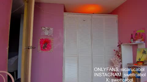 swettcabol online show from December 1, 2025, 5:40 pm