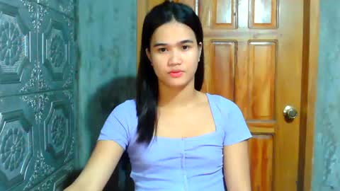 Snapshot of swettie_rhea chatting on June 21, 2026, 6:27 am Rhea online show from June 21, 2026, 6:27 am