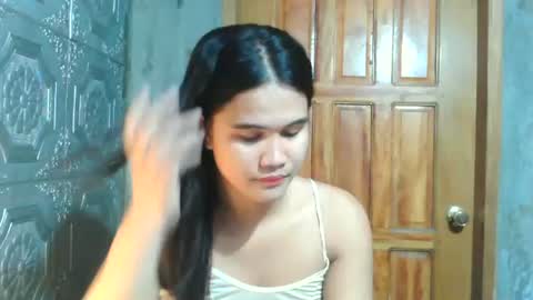 Snapshot of swettie_rhea chatting on July 5, 2026, 8:27 pm Rhea online show from July 5, 2026, 8:27 pm