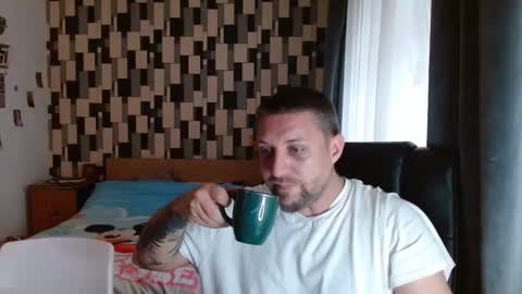 Johnny and Annabelle online show from February 3, 2025, 11:20 am