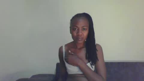 Snapshot of swtebony1 chatting on February 4, 2025, 10:34 pm ALICIA online show from February 4, 2025, 10:34 pm