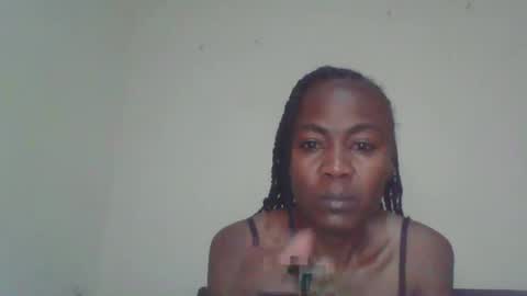 Snapshot of swtebony1 chatting on October 17, 2025, 10:23 pm ALICIA online show from October 17, 2025, 10:23 pm