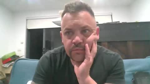 sxylegsturnmeon online show from March 6, 2025, 3:13 pm