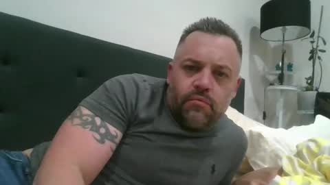 sxylegsturnmeon online show from October 24, 2025, 6:04 pm