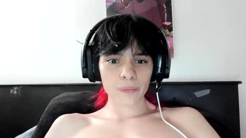 sylasfrost online show from December 20, 2025, 10:28 pm