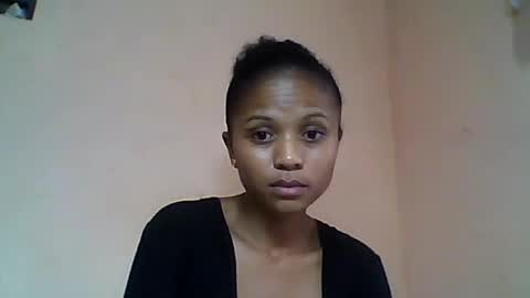 Snapshot of sylvaniah01 chatting on June 7, 2026, 5:00 am sylvaniah01 online show from June 7, 2026, 5:00 am