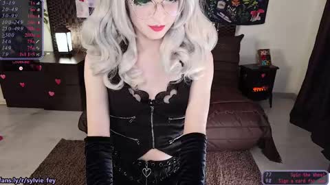 Sylvie online show from February 13, 2025, 10:11 pm