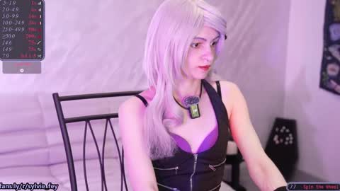 Sylvie online show from September 17, 2025, 7:04 pm