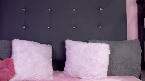 symphonny online show from March 1, 2025, 7:04 pm