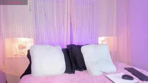 Snapshot of t4mmy_ chatting on November 18, 2025, 4:17 am t4mmy_ online show from November 18, 2025, 4:17 am