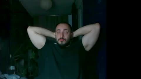 Snapshot of t_huracane chatting on May 1, 2026, 4:22 pm Huracane online show from May 1, 2026, 4:22 pm