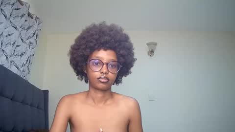 Snapshot of t_okyo chatting on December 25, 2024, 9:13 am TOKYO online show from December 25, 2024, 9:13 am