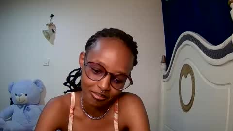 Snapshot of t_okyo chatting on January 27, 2025, 5:25 am TOKYO online show from January 27, 2025, 5:25 am