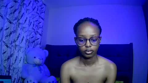 Snapshot of t_okyo chatting on February 10, 2025, 8:53 am TOKYO online show from February 10, 2025, 8:53 am