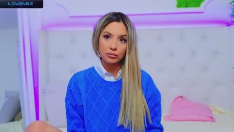 Arianna online show from December 18, 2024, 10:57 pm