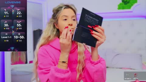 Arianna online show from January 8, 2025, 1:09 pm