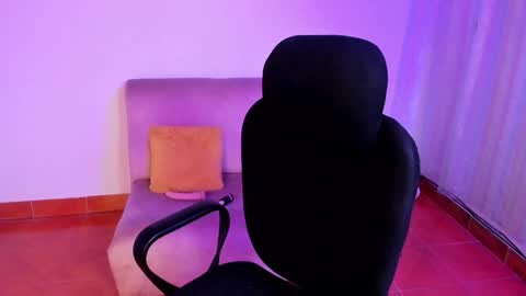 Snapshot of tabitapurple chatting on January 7, 2025, 4:05 pm TABITA online show from January 7, 2025, 4:05 pm