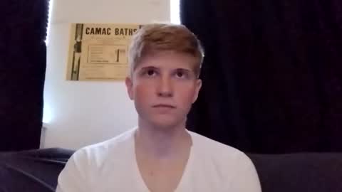 Snapshot of tacony123456 chatting on February 20, 2026, 7:25 pm collegetwinkboi online show from February 20, 2026, 7:25 pm