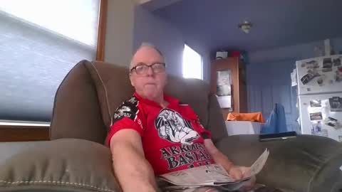 tacrunner66_ online show from February 24, 2025, 6:26 pm