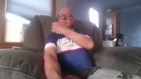 tacrunner66_ online show from September 25, 2025, 9:51 pm