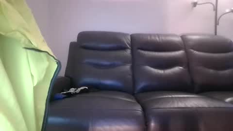 Snapshot of tacrunner66_ chatting on May 16, 2026, 2:05 pm tacrunner66_ online show from May 16, 2026, 2:05 pm