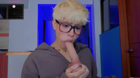 Snapshot of taichi_bluy chatting on February 7, 2026, 1:15 pm taichi online show from February 7, 2026, 1:15 pm