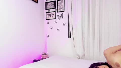 Liam and Juli online show from December 17, 2024, 5:40 am