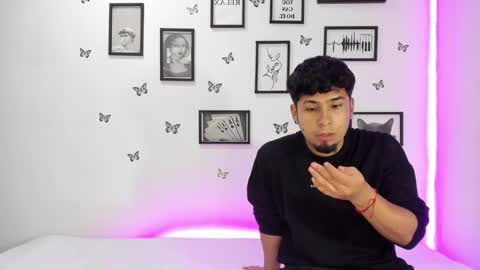 Liam and Juli online show from December 28, 2024, 4:30 am