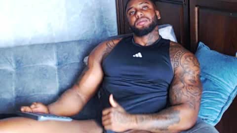 Snapshot of tairontucke chatting on December 24, 2024, 1:06 pm Tairon Tucke online show from December 24, 2024, 1:06 pm