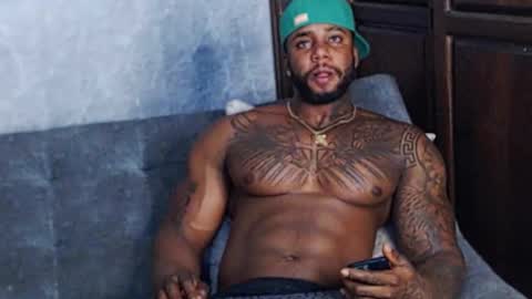 Snapshot of tairontucke chatting on January 8, 2025, 12:49 am Tairon Tucke online show from January 8, 2025, 12:49 am