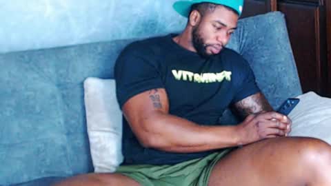 Snapshot of tairontucke chatting on January 9, 2025, 12:41 pm Tairon Tucke online show from January 9, 2025, 12:41 pm