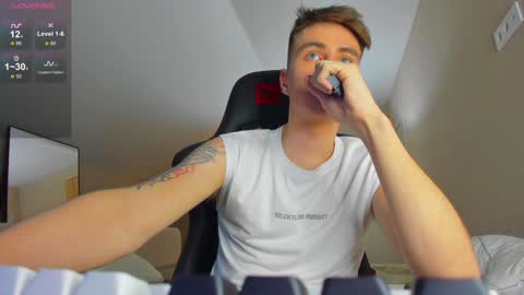 Taison online show from December 29, 2024, 7:22 pm