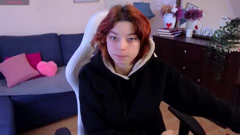 Lizzy online show from March 3, 2025, 6:04 am