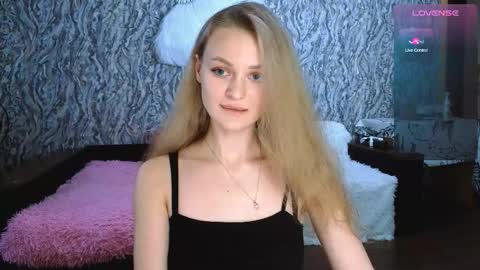 Im Taya  online show from October 4, 2025, 2:37 pm