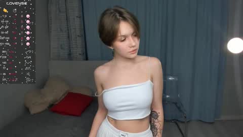 Snapshot of taitechill chatting on February 10, 2025, 3:21 pm Jessi online show from February 10, 2025, 3:21 pm